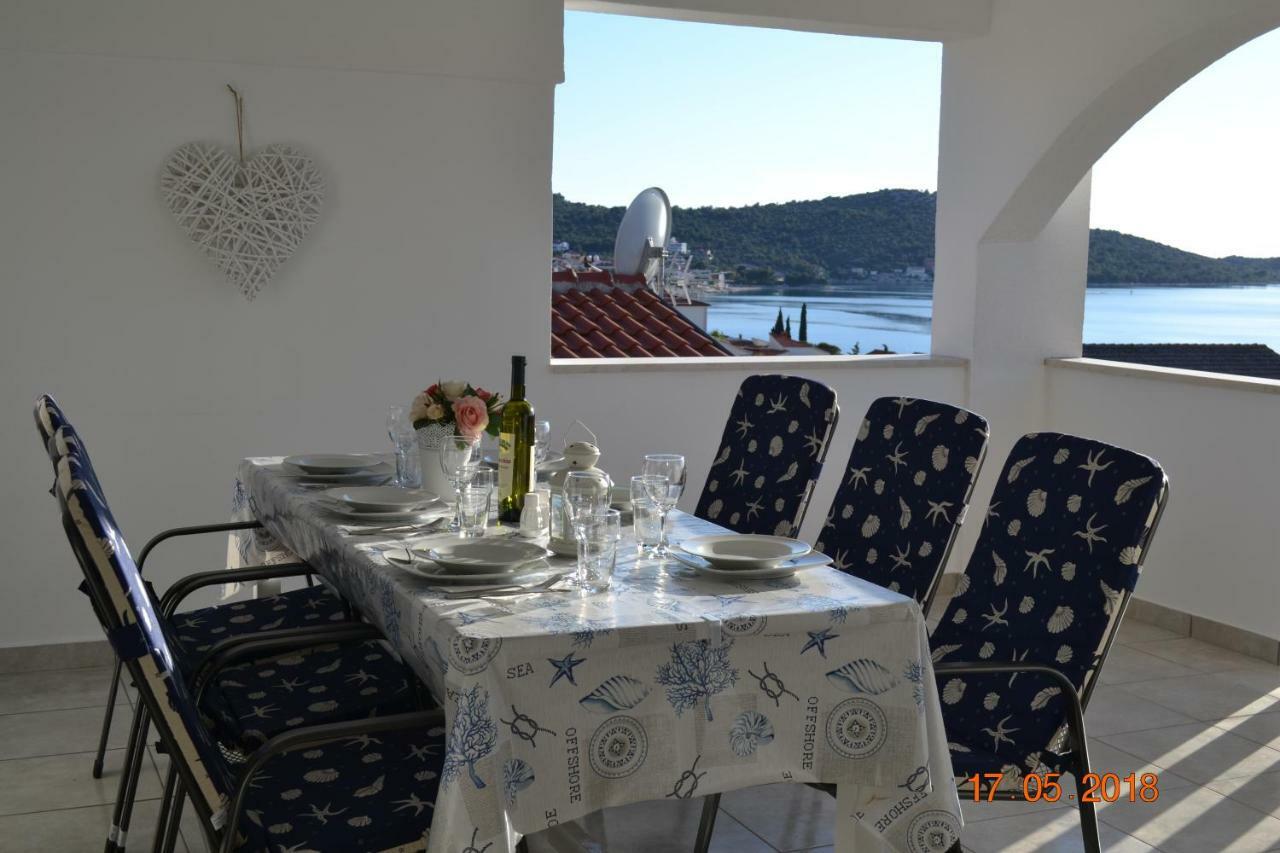 Holiday Apartments Lucic - Feels Like Home, Away From Home Razanj Exterior photo
